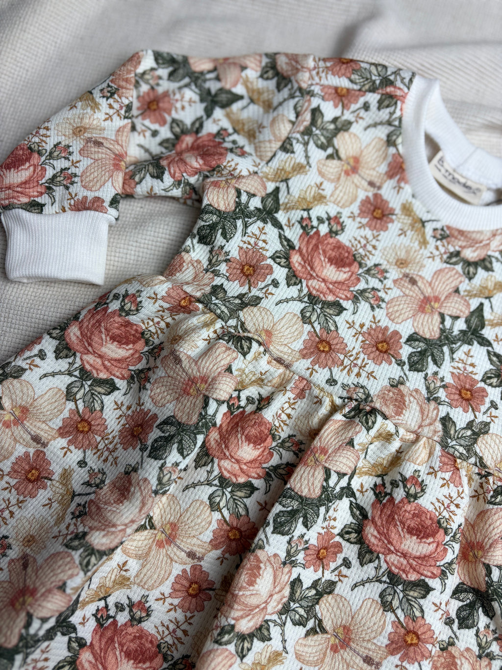 Kleedje - Wafelstof bloemen